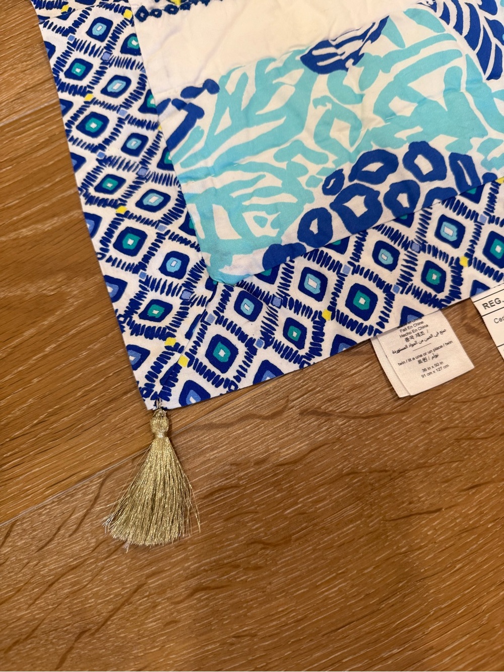 Pottery Barn Kids - Lilly Pulitzer crib blanket - Picture 2 of 8